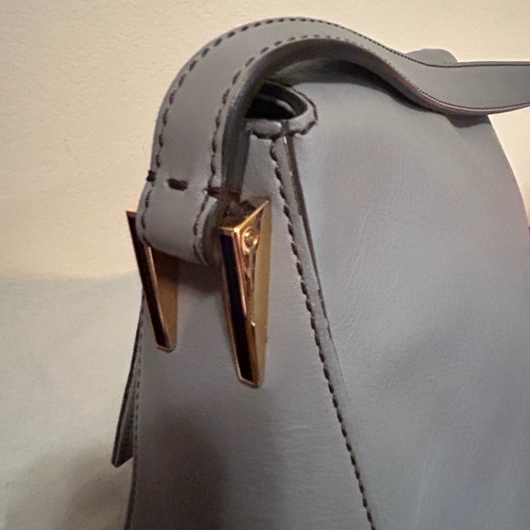 Fendi Large Bag Rare color - Picture 9 of 12